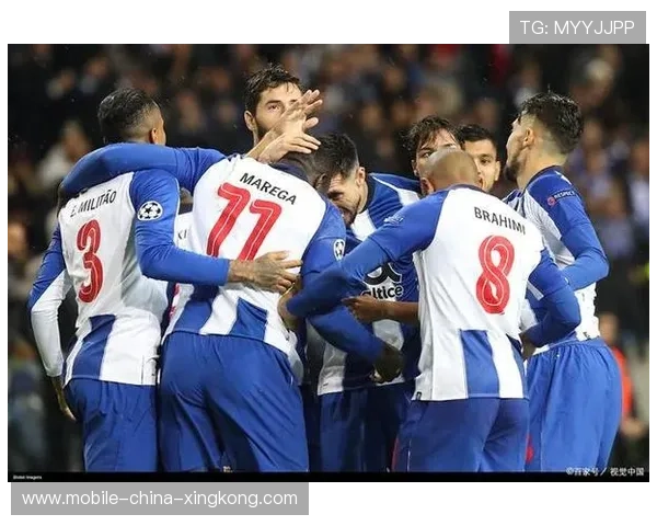 波尔图准备签下英冠高空制霸中锋,打造强悍前锋线 波尔图准备签下英冠高空制霸中锋,打造强悍前锋线