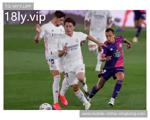 意甲替补中卫临场表现被誉为“赛季救星” 意甲替补中卫临场表现被誉为“赛季救星”